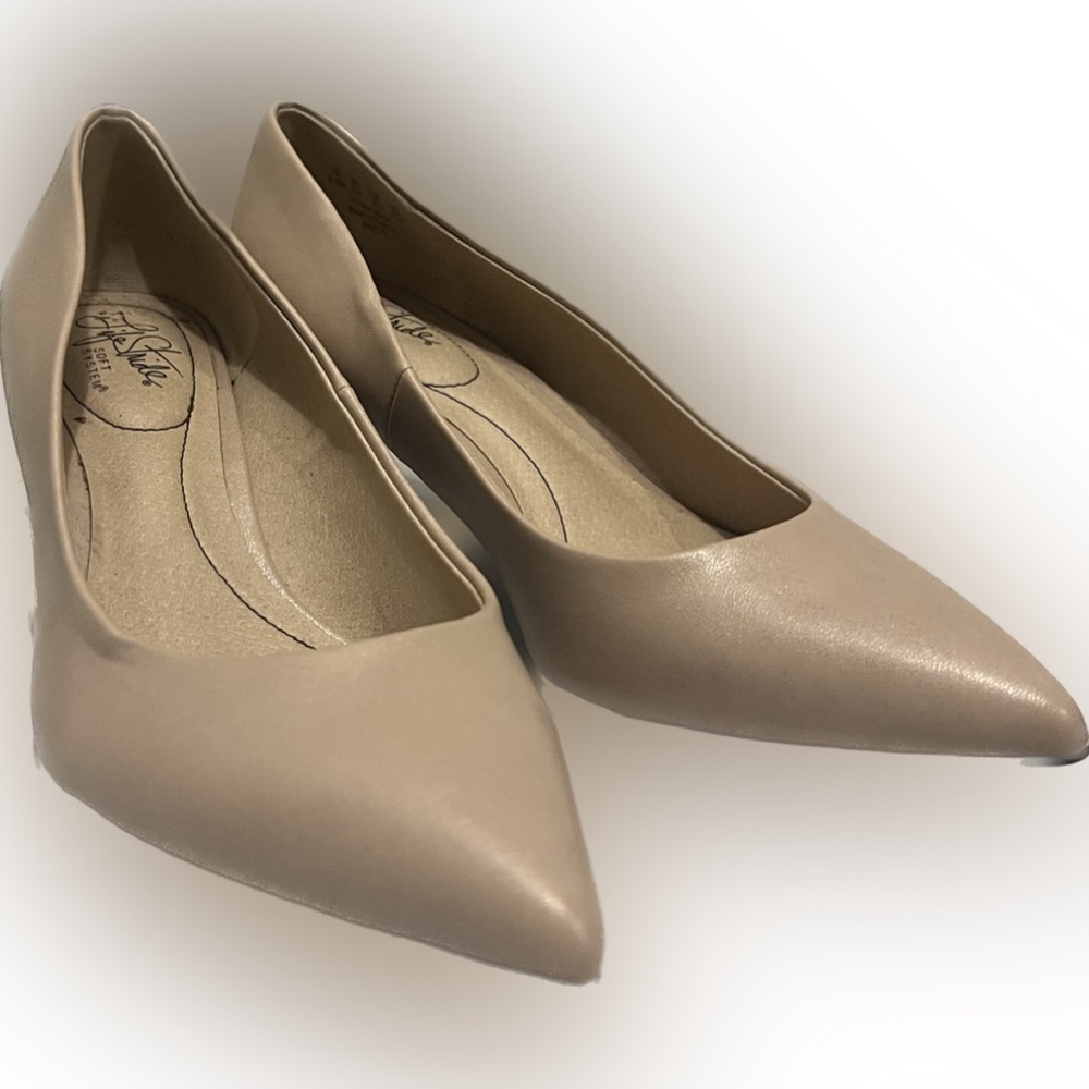 Life stride heels - Picture 2 of 3
